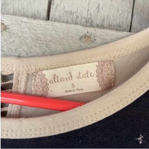 Altar’d State Flag Tank - Picture 3 of 6